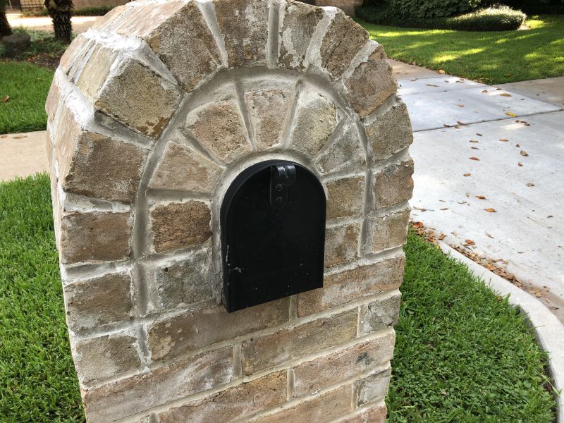 Brick Mailbox Restoration